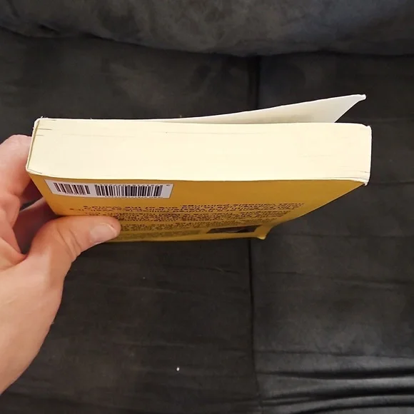 On The Hook Smith & Westen Mysteries Book 1 By Cindy Davis Paperback 315 Pages - Picture 5 of 8